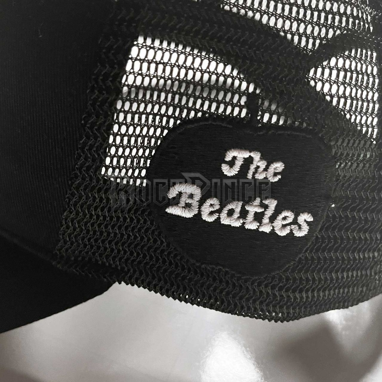 The Beatles - Drop T Logo & Apple - baseball sapka - BEATMBCAP02B